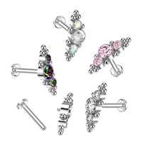 Labret / flat back piercing i titanium 1,2mm - Kluster med bollar och tre kubisk zirconia
