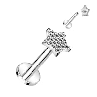 Labret / flat back piercing i titanium 1,2mm - Stjärnformad mönstrad topp