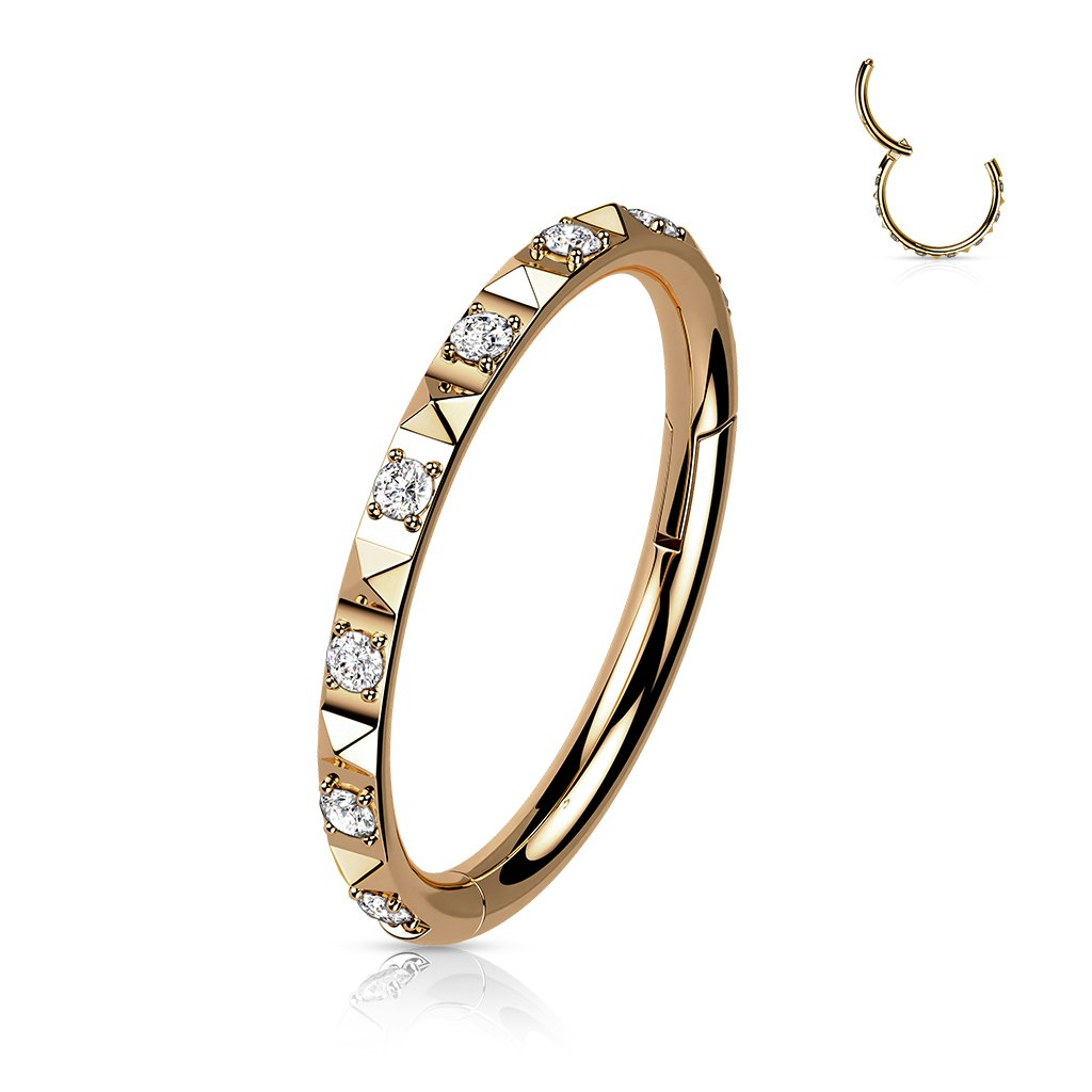 Clicker ring i titan 1,2mm med pyramidslipad ytterkant och kubisk zirconia
