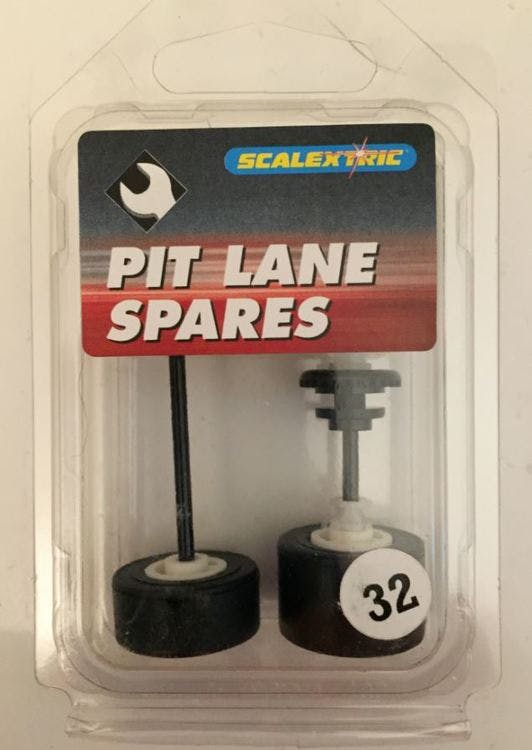 Scalextric C8118 - Axle Set F3 most variants (New Old Stock - NOS)