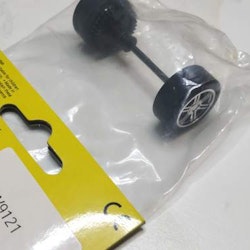 Scalextric W9121 -Nissan Drift Car - Front Axle Assembly