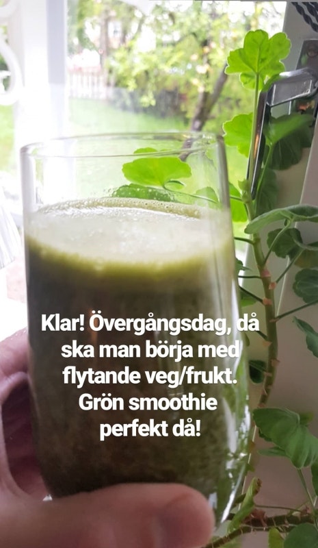 Tex. Bukspottkörteln börjar att växa sig