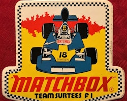 Team Surtees-Matchbox - modellbilar - i F1-VM - 10 x 10 cm