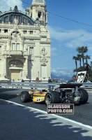 70 - F1-debut Monaco - åskådarskuggor, Ronnie i fokus, 20x30 cm