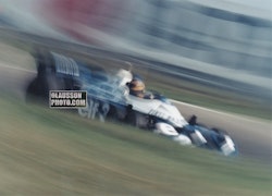 1977 - Ronnie Peterson - 6-hjul - Tyrrell - 4 foto, glasad, ram, äkta autograf