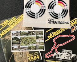 1984 - Nya Nürburgring öppnas - fint originalmaterial - bok, karta, dekaler, vykort