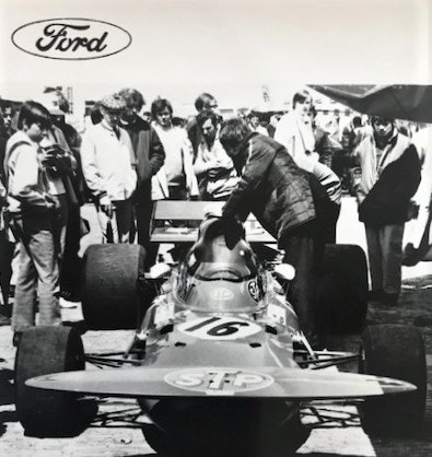 Ronnie Peterson, March 711, Ford intro1971, original photo page, format 21 x 30 cm