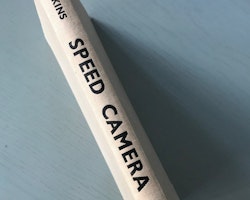 Speed Camera, engelsk bok om racing-fotografering under 30- och 40-talet, ca 120 sidor