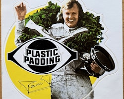 Ronnie Peterson - dekal: Plastic Padding, original i format 130 x 120 mm