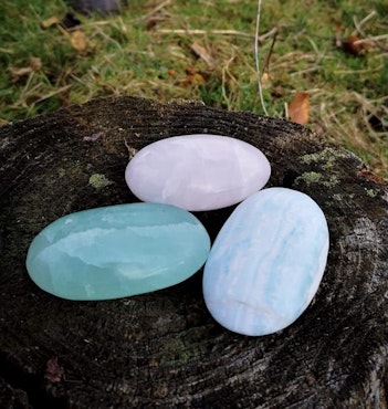 Meditationssten / Palmstone i Kalcit