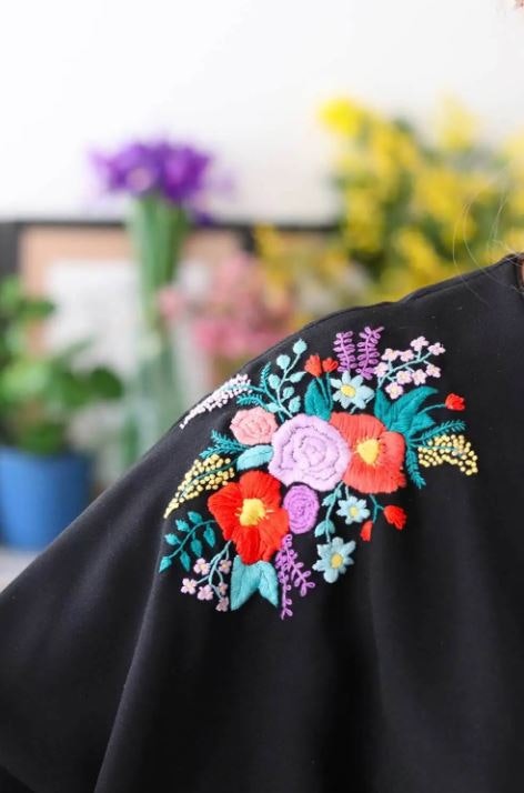 Make me stitch - Broderikit Kläder - Bouquet floral