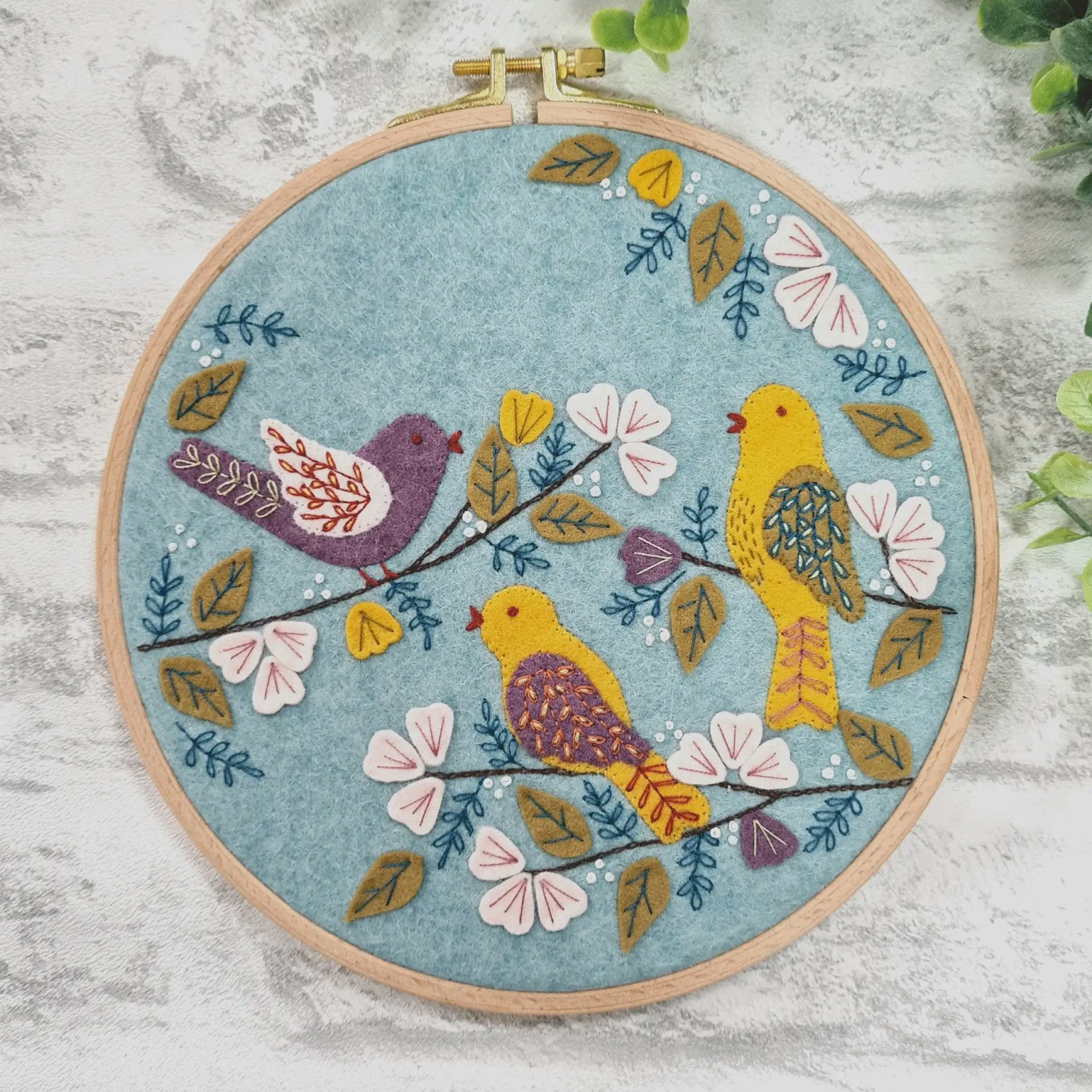 Corinne Lapierre - Dawn Chorus Felt Appliqué - kit för filtsömnad
