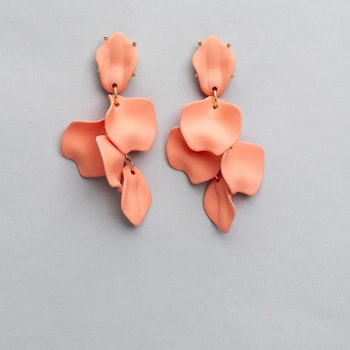 Earrings Leaf, Coral - BOW19