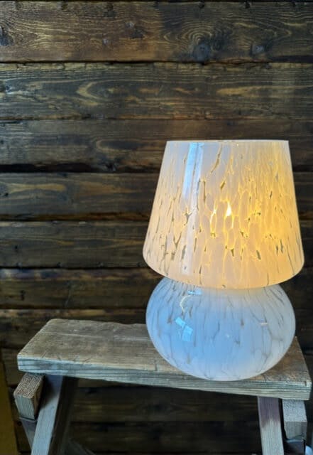 Vit lampa i glas - Stjernsund