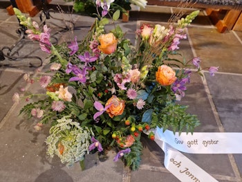 Vild blomstertuva