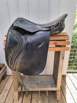Nordica Top Horse Island 17,5"  Bom 33 ?