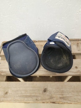 Bakbenskydd stl M från Equi-Guard