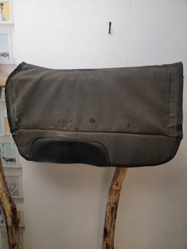 Westerpad öppningsbar för att lägga in mer padding 81 cm lång