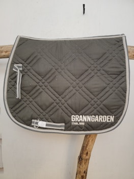 Allroundschabrak stl ponny från Granngården
