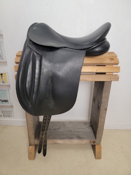 Frank Baines Capriole 17" M