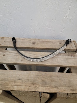 Pannband svart stl cob från Fairfeild