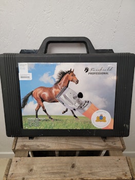 Klippmaskin från Fairfeild med extra skär
