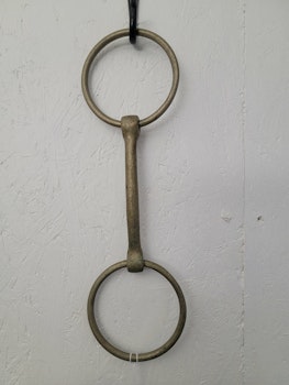 Rakt bett 9,5 cm i mässing