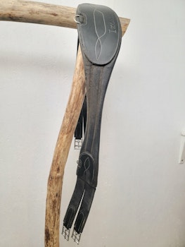 Lädergjord 140 cm i svart från Ikonic