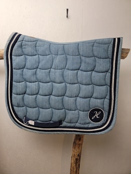 Dressyrschabrak stl full i jeanstyg från Harcour