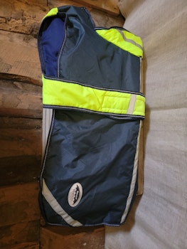Vintertäcke till hund 70 cm från Dogman