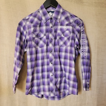 Westernskjorta stl 10-12 år i lila från Wrangler