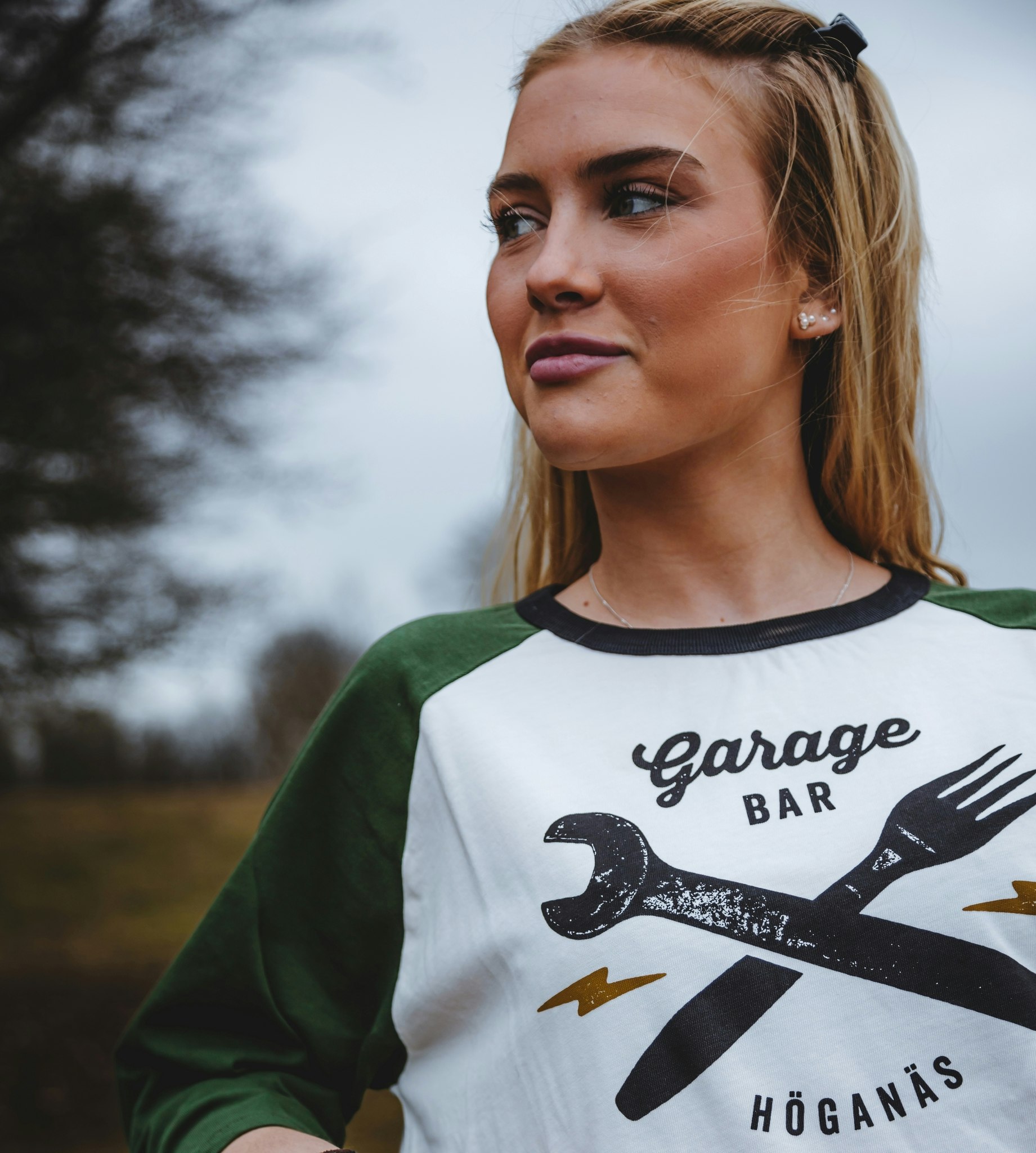 Short Sleeve Garage Bar Indigofera