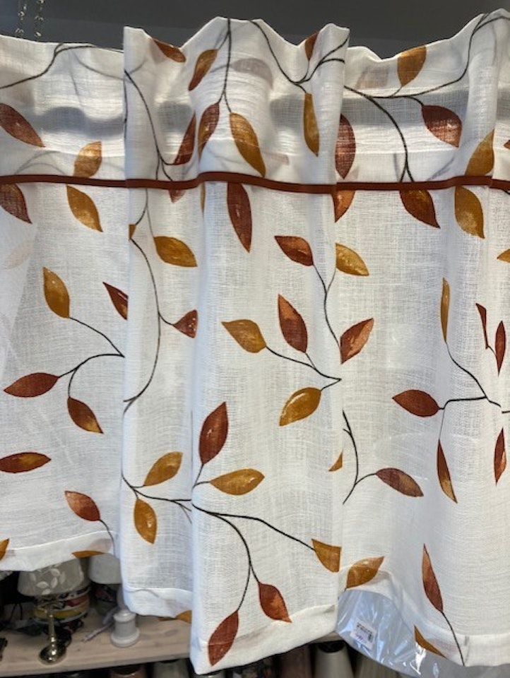 Gardinkappa - blad - Tygmans textil och inredning i Nynäshamn