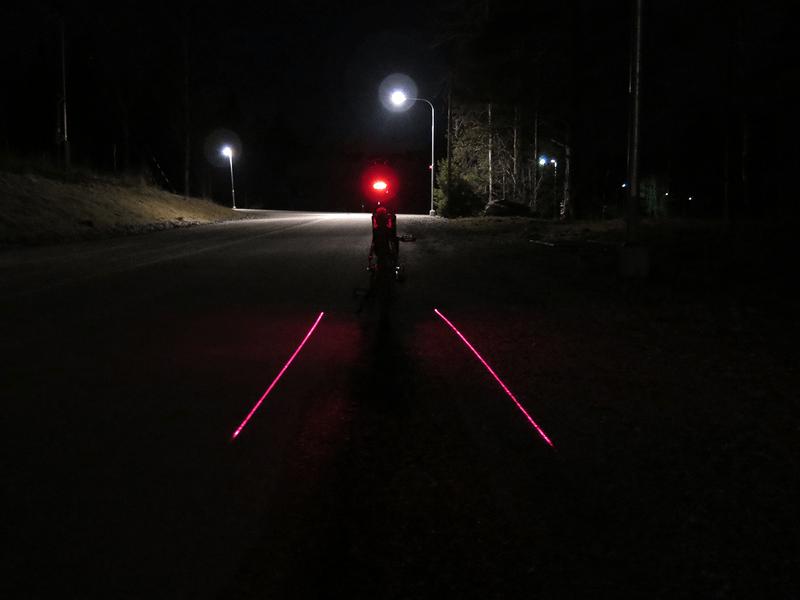Cykellampa baklampa med laser