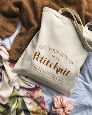 PetiteKnit GET YOUR KNIT ON-tote bag