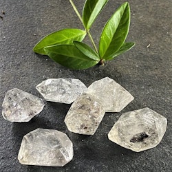 Diamantkvarts 9-12 gram 1 styck