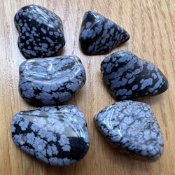 Obsidian, Snöflinge trumlad 20-30mm 1 st