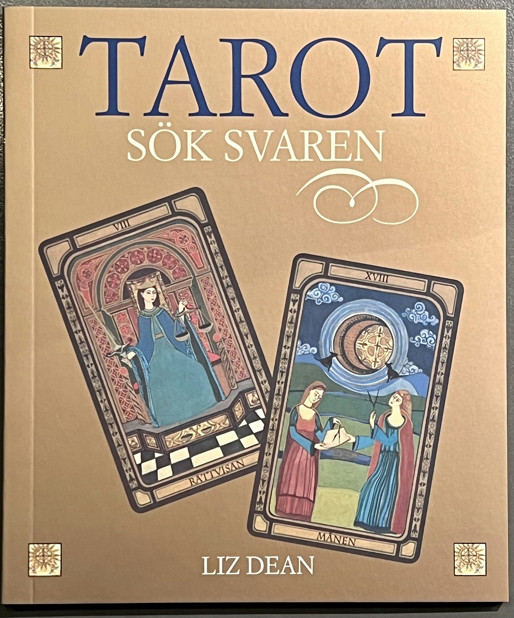 Tarot: sök svaren (Svenska)