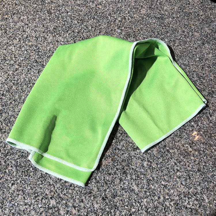 Vikur Clean F1 40 x 40 cm Grön