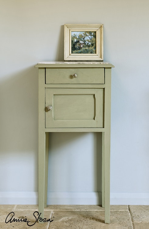 Möbel målad med Annie Sloan Chalk Paint Chateau Grey