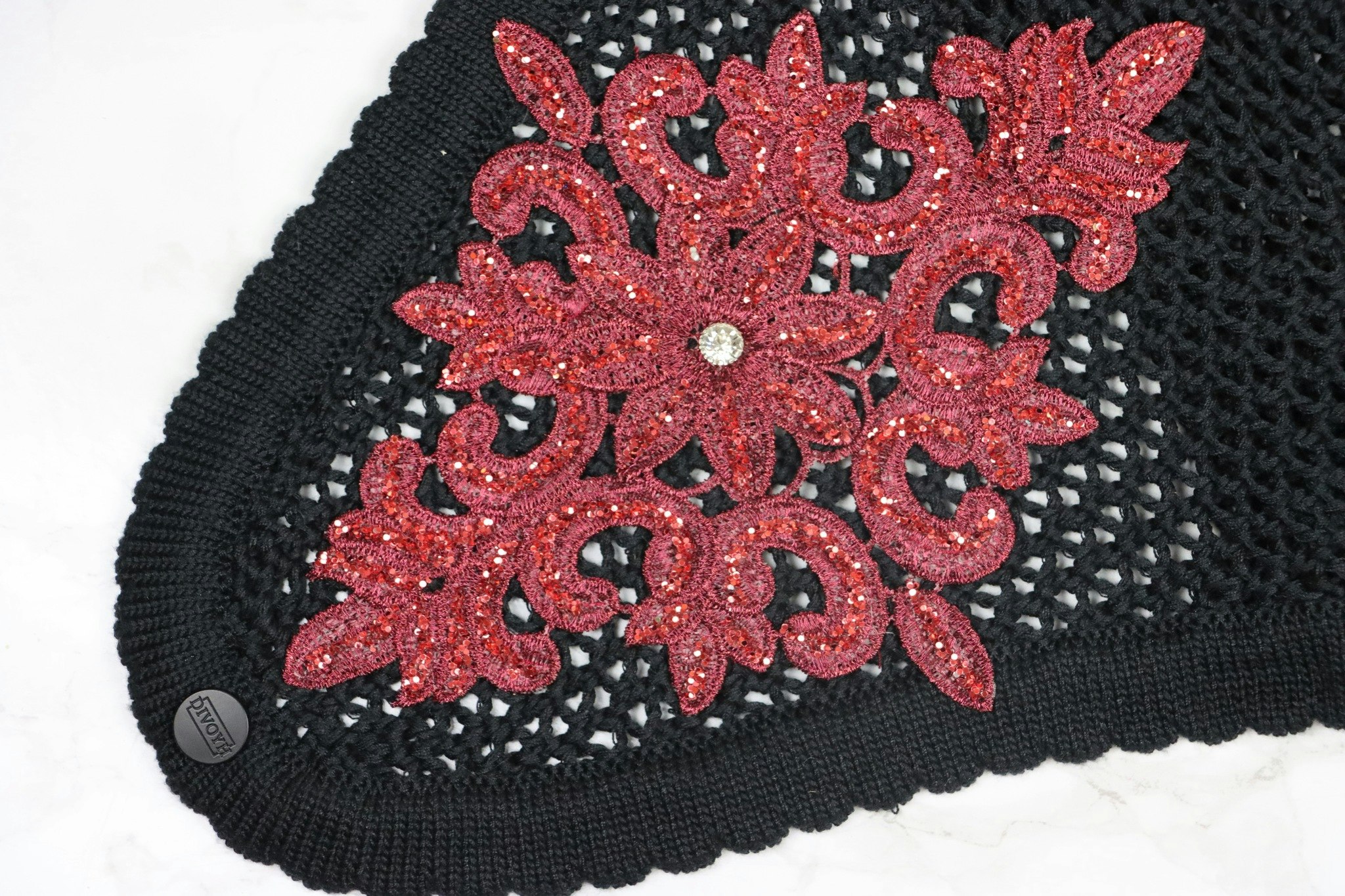 Epona Huva Red