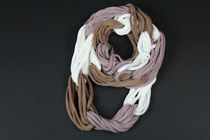 Scarf brun-vit-lila