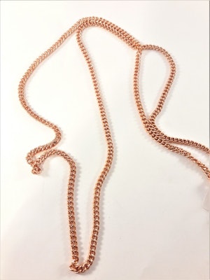 Halsband i kopparfärg ca 80 cm