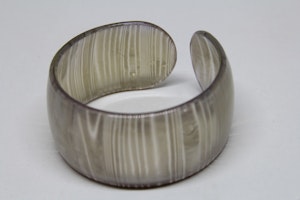 Stelt Akryl Armband Lila