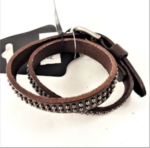 Armband med 2-radig Dekoration Brun Läder