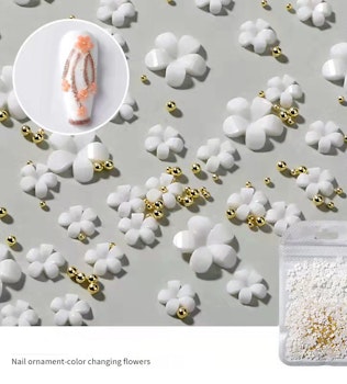 Vita 3D blommor till nagel konst 500 st