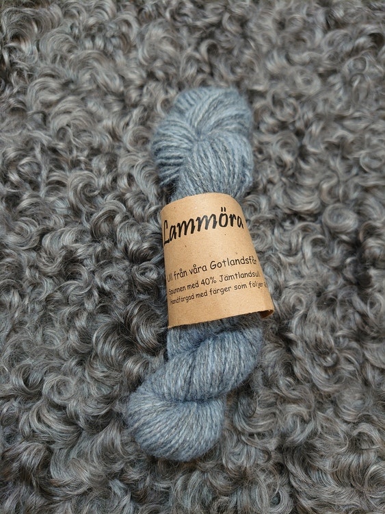 Frost - Handfärgat Gotlandsgarn