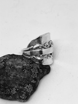 Ring 75