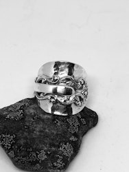Ring 75