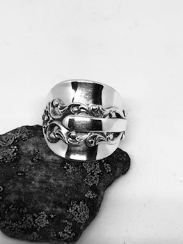 Ring 79